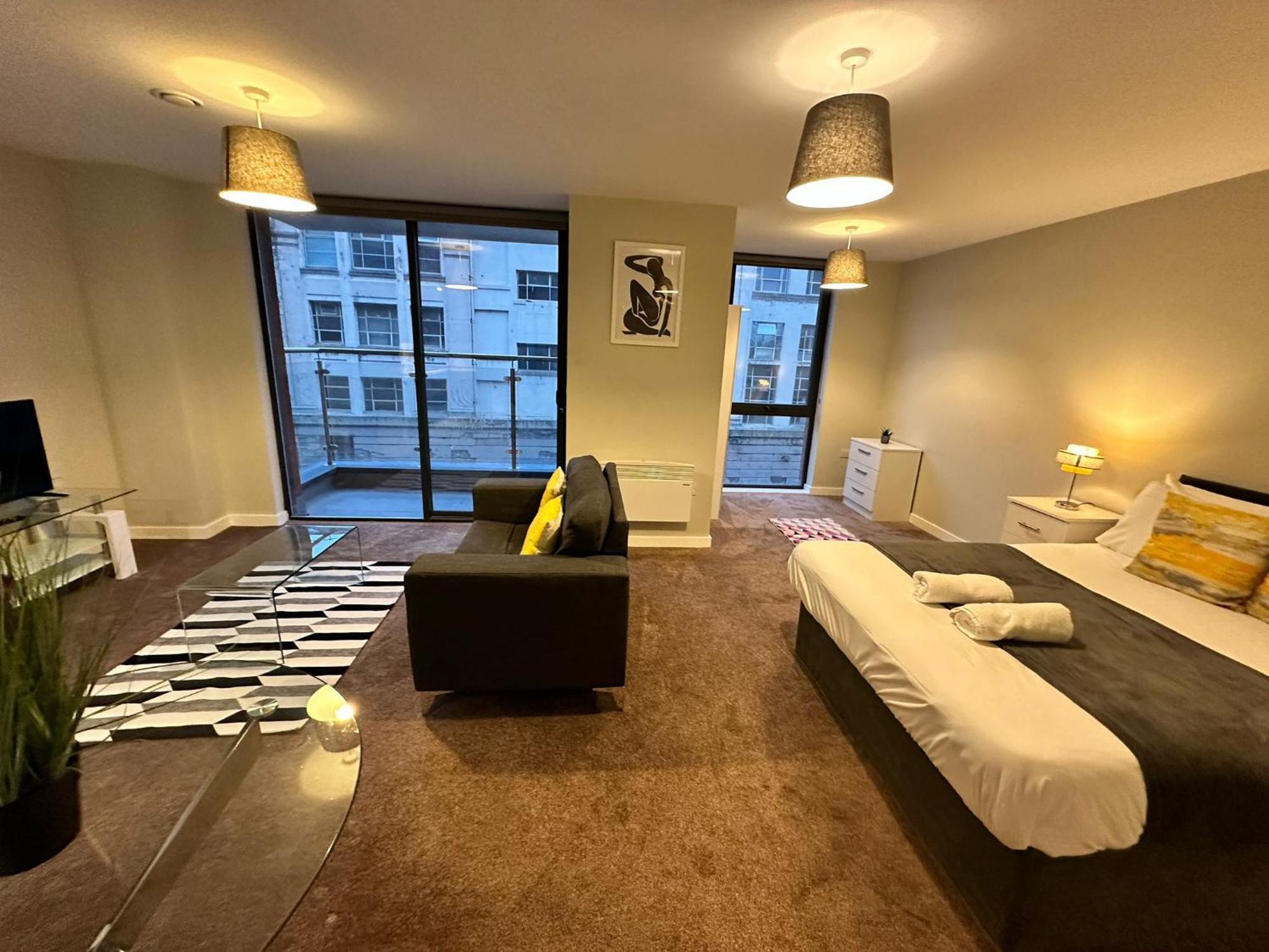Adelphi Wharf Apartments By Beehosting 曼彻斯特 外观 照片