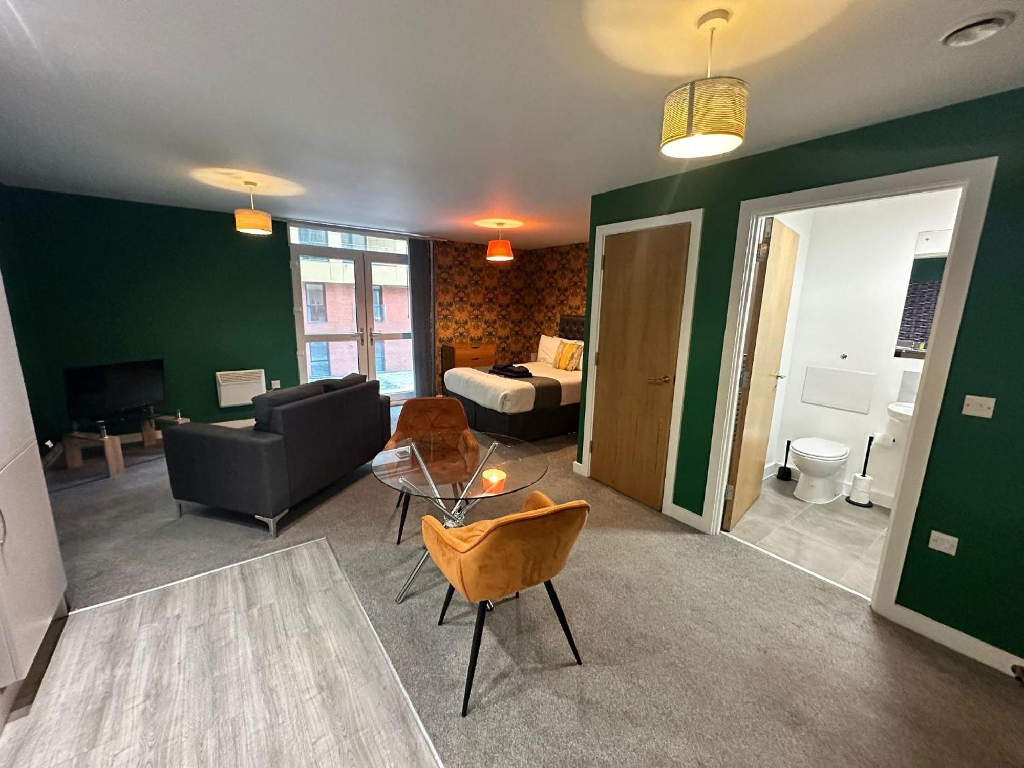 Adelphi Wharf Apartments By Beehosting 曼彻斯特 外观 照片